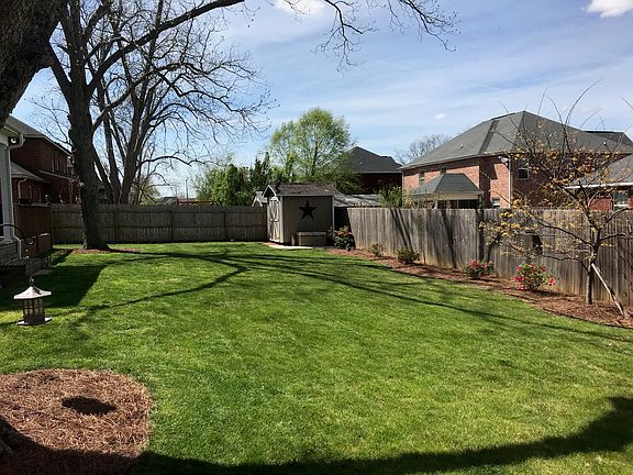 3rd image of 113 Cheshire Dr