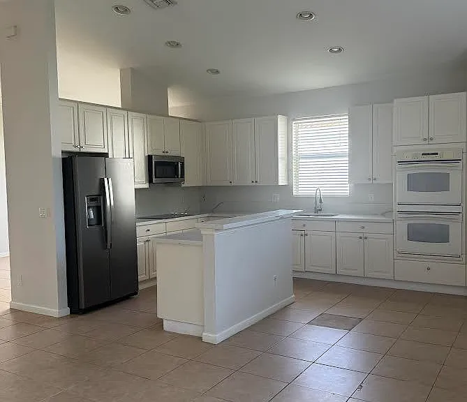2264 SW Newport Isles Blvd — Photo 8