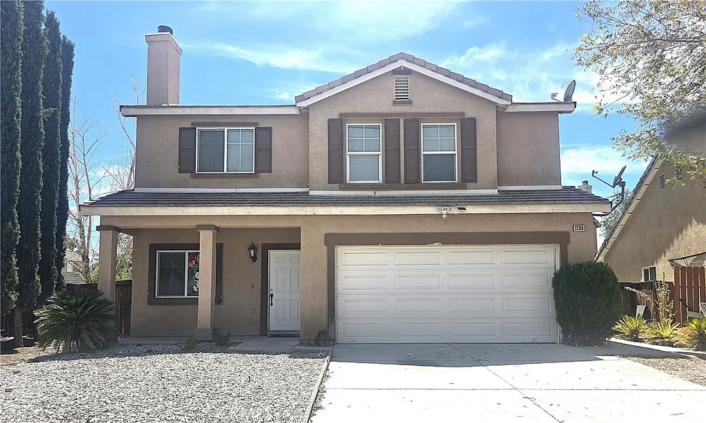6 bed, 2196 sqft, $2,695 — Photo 1