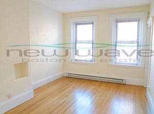 13 Grove St #8A, Boston, MA 02114