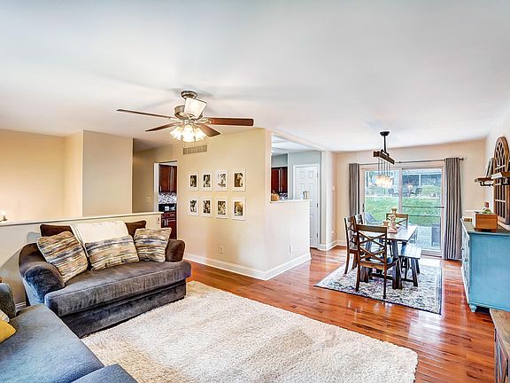 4th image of 2719 Valley Trails Dr