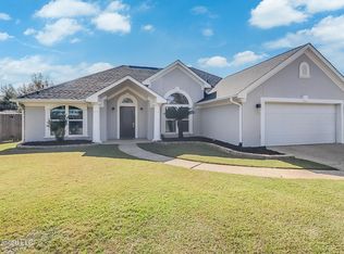 2439 W Shore Dr, Biloxi, MS 39532