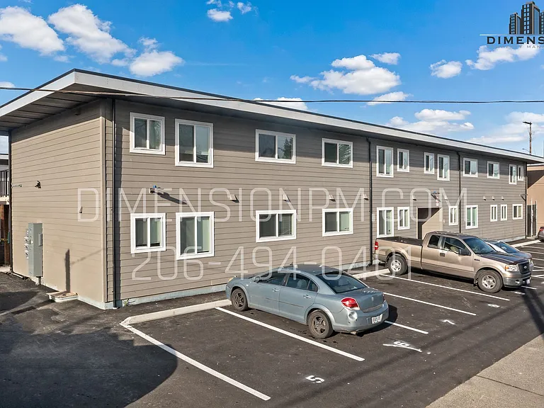Lincoln Flats — Photo 14