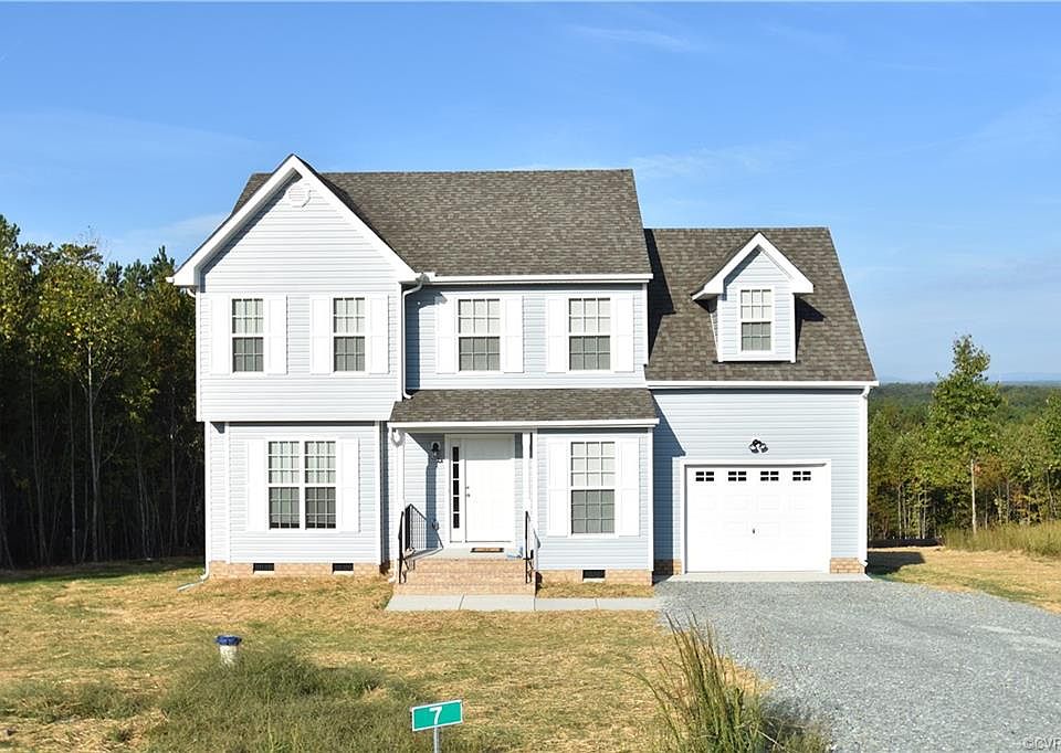 1st image of 13 Crestwicke Ln