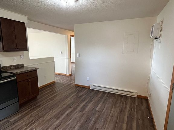 4th image of 1001 Grassman St #17754526