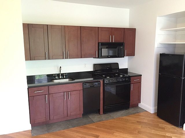 2nd image of 2908 31st Ave APT C7
