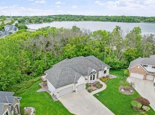 315 Wolf Pointe Trl, Long Lake, MN 55356
