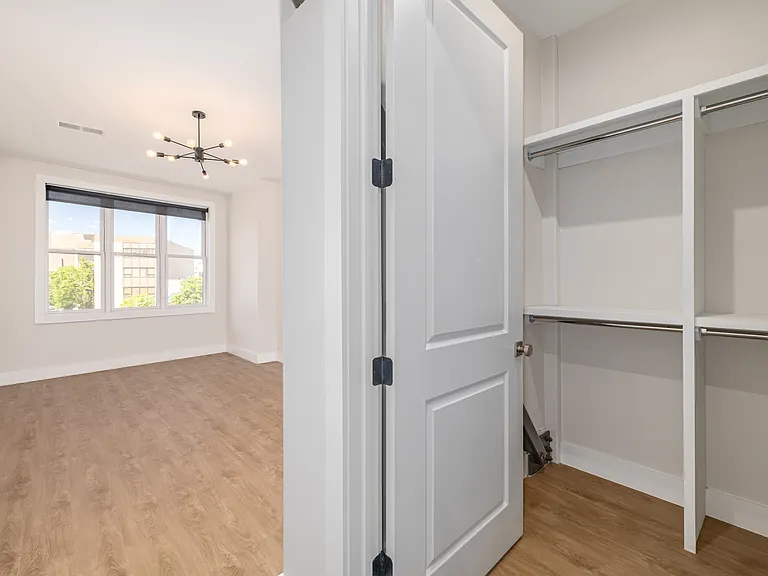 684 Main Ave #302 — Photo 6
