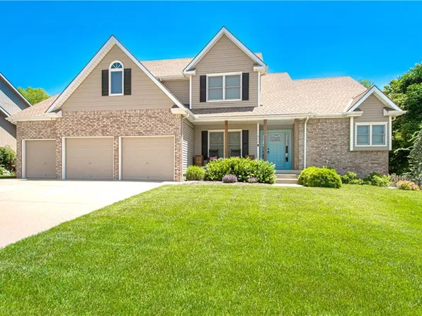 1809 Parkside Dr, Liberty, MO 64068