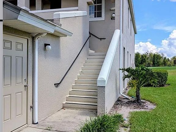 2nd image of 9441 Myrtle Creek Ln