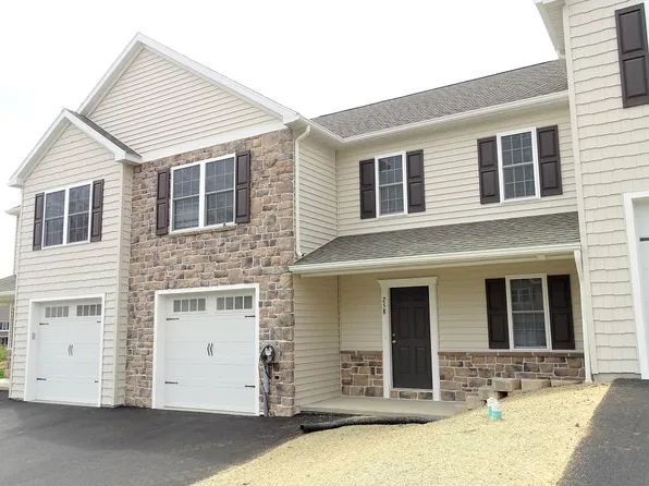 258 Wildflower Dr, East Earl, PA 17519