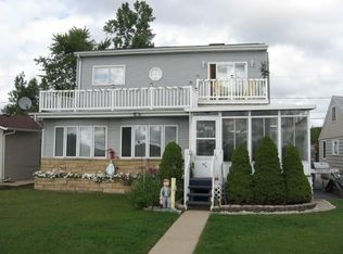 41900 N Venn Rd, Antioch, IL 60002