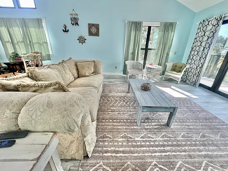6135 N Lagoon Dr #301 — Photo 7