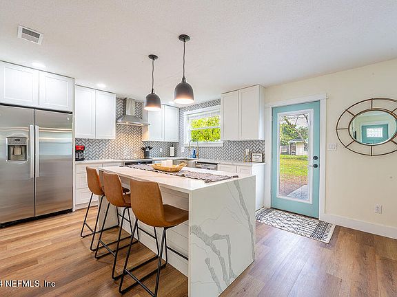 2nd image of 5257 MAGNOLIA Circle N
