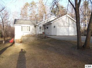 25466 Lakeview Dr, Cohasset, MN 55721