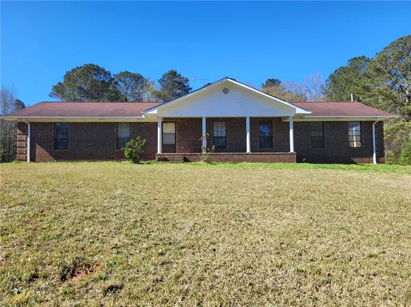 8321 County Road 289, Lanett, AL 36863