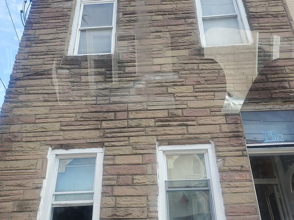 1st image of 1916 W York St Floor 1