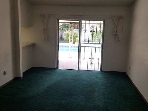 3rd image of 8010 Calabria Ct