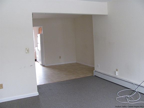 4th image of 14 Huguenot St APT 3