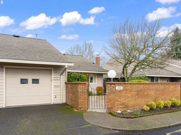 12991 SW King Richard Dr, King City, OR 97224