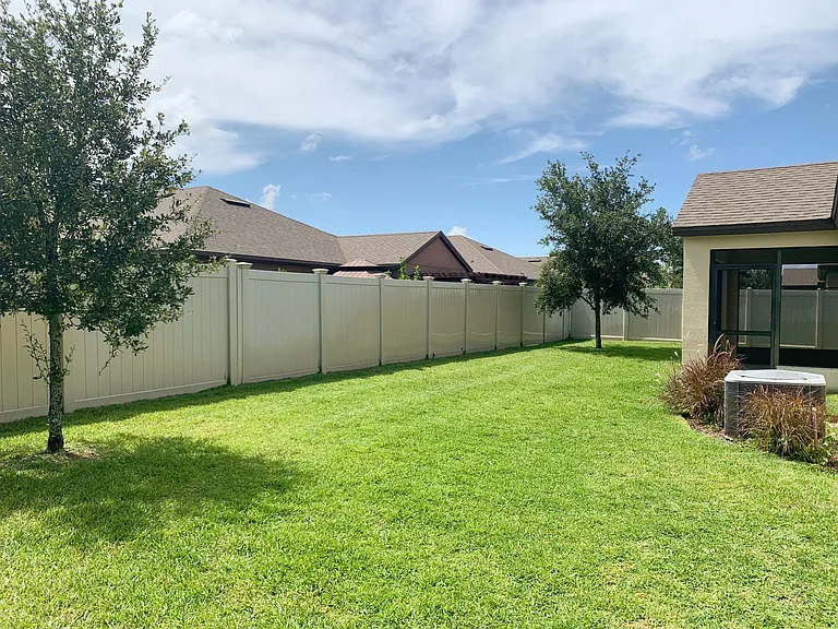936 Sangria Cir — Photo 44