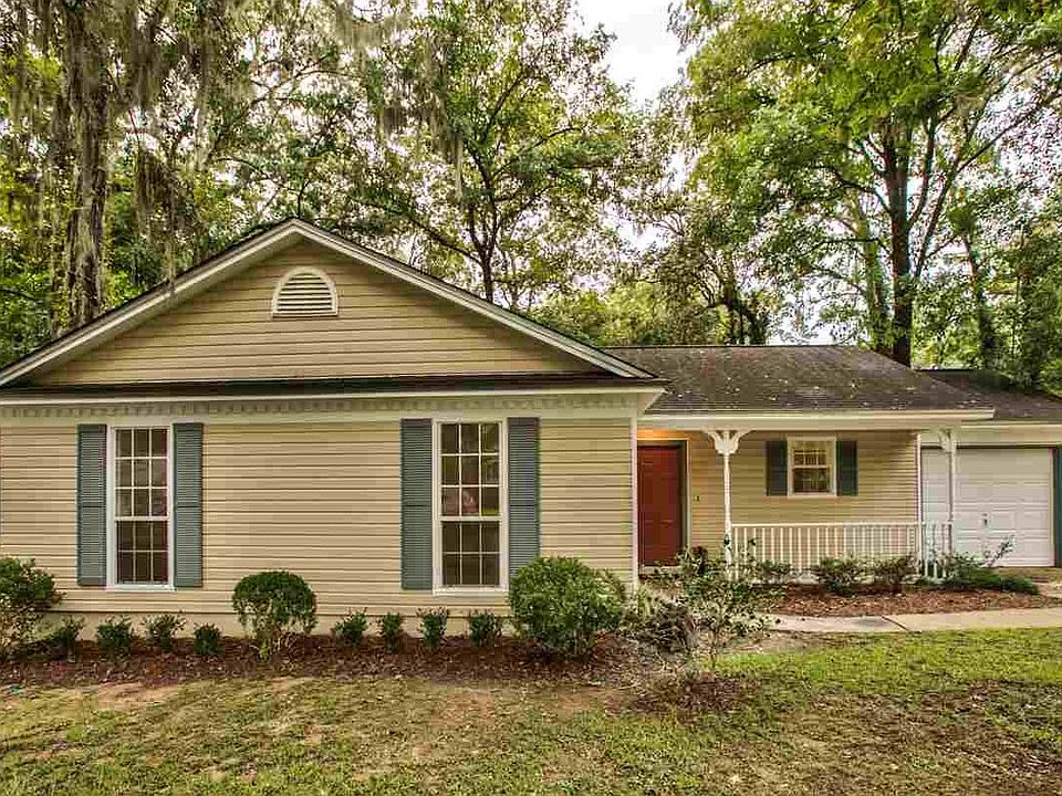 1st image of 1180 Lovers Ln S