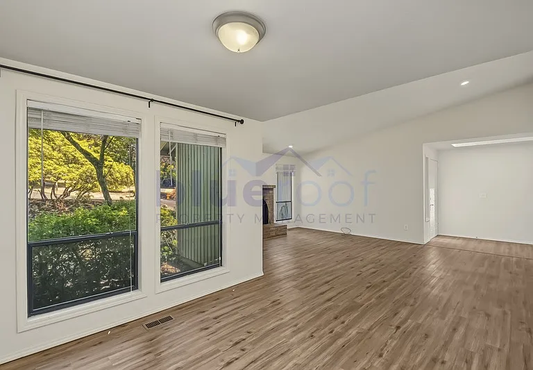 13920 SW Tennessee Ln — Photo 4