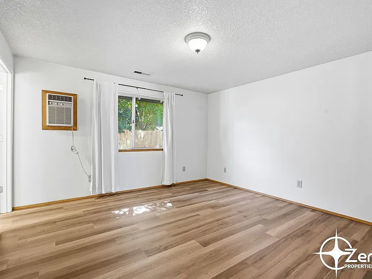17403 NE 3rd St — Photo 21