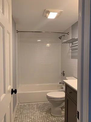 Rented by American Way Real Estate Inc | media 9