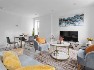 25-49 18th St #2, Astoria, NY 11102