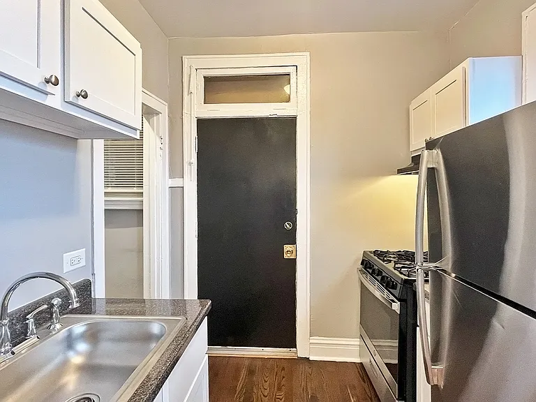 1412-1414 N. Austin Blvd. — Photo 6