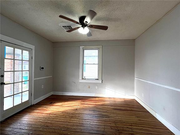 4th image of 541 Allo Ave
