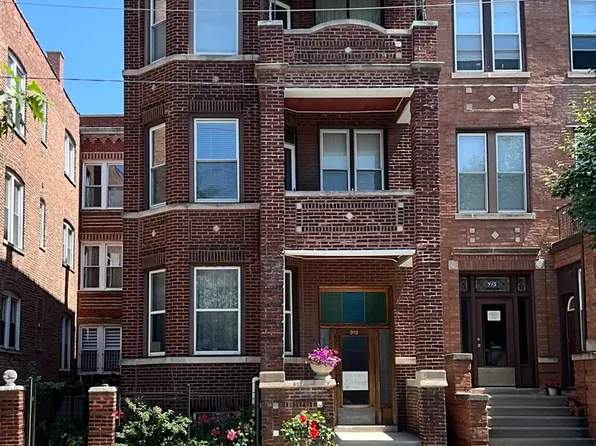 919 N Leavitt St #1F, Chicago, IL 60622