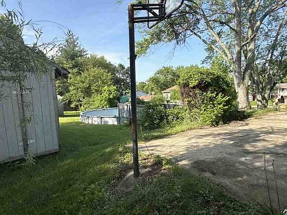 5th image of 10028 Dunraven Dr