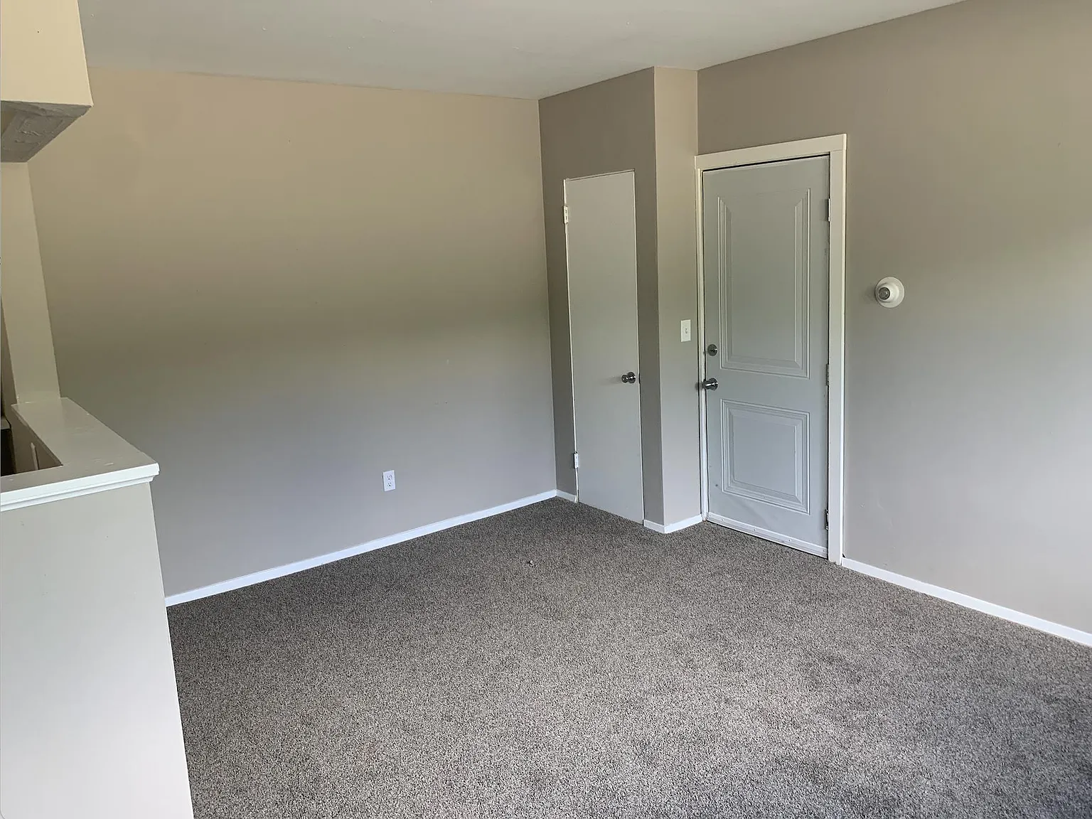 1 bed, 600 sqft, $1,190 — Photo 3