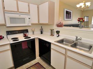8015 Crestway Dr APT 1302, Indianapolis, IN