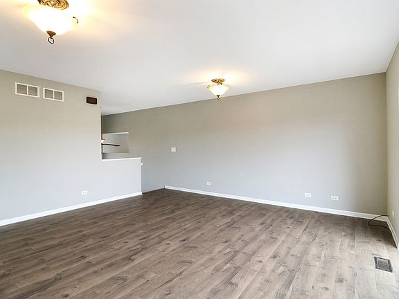 3rd image of 1215 Oleary Dr