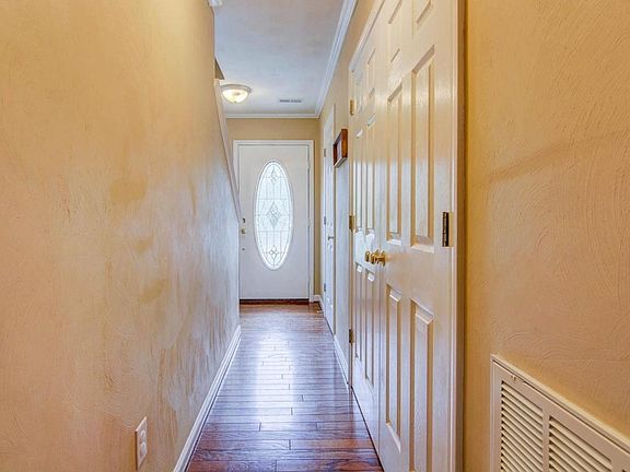 3rd image of 6058 Chagall Dr