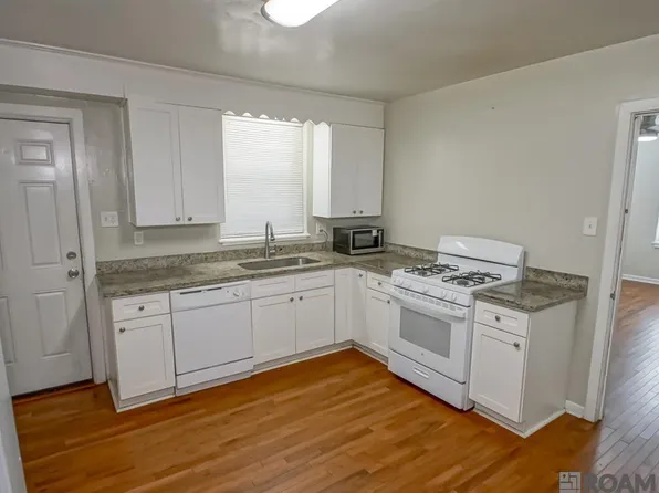 3939 Bauvais St, Metairie, LA 70001