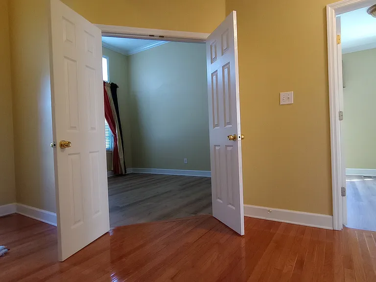 Middle hallway