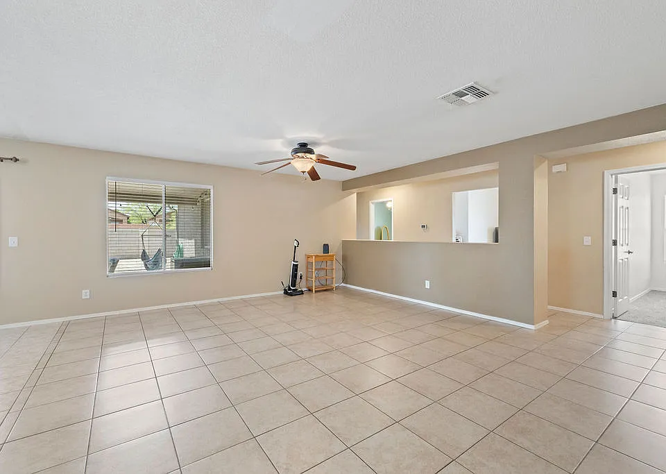 5840 E Tercel Dr