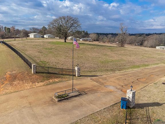 2nd image of 1 Private Road 3293