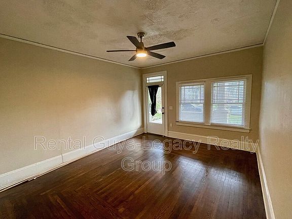 5th image of 2329 College St