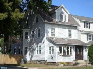 12 W Hillcrest Ave, Havertown, PA 19083