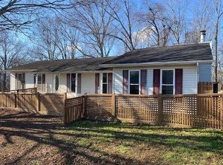 385 Peach Orchard Rd, Clinton, TN 37716