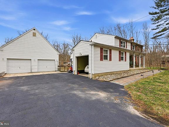 2nd image of 630 Mount Alverno Rd