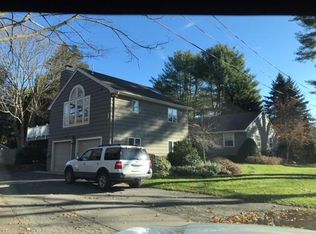 3 Hemlock St, Beverly, MA 01915