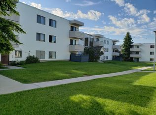 Amblewood Terrace, Edmonton, AB T6K 3M7
