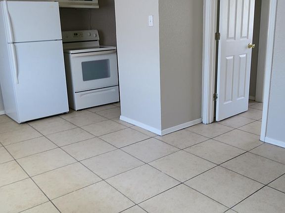 5th image of 4510 Arlen Ave #236