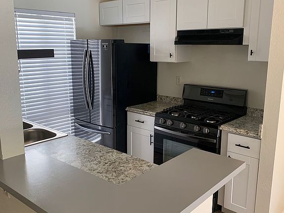 2nd image of 3828 N 32nd St Unit 120